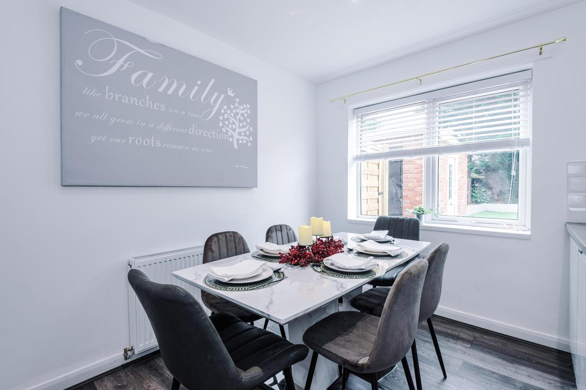 Comfort Place - 3 Bedroom House In Chester - Sleeps 6 Extérieur photo